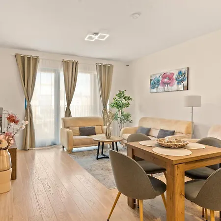 Sd Luxury - Waterfront * ベオグラード